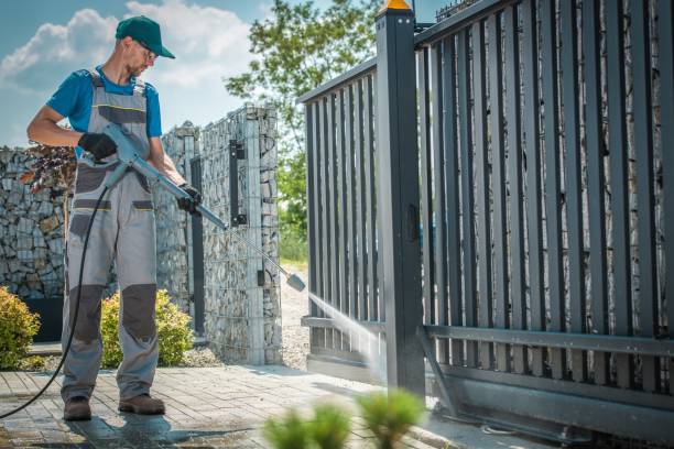 Best Restaurant Pressure Washing  in Brownsville, FL